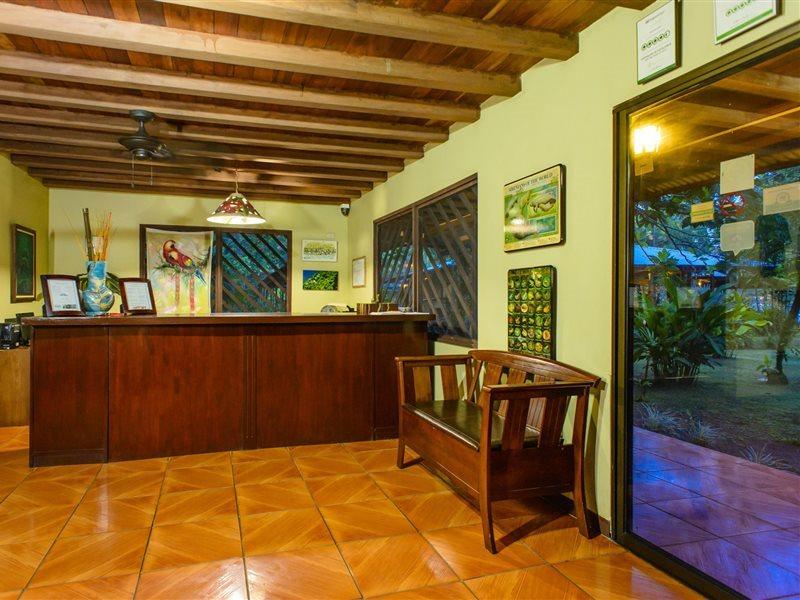 Manatus Hotel Tortuguero Exterior photo