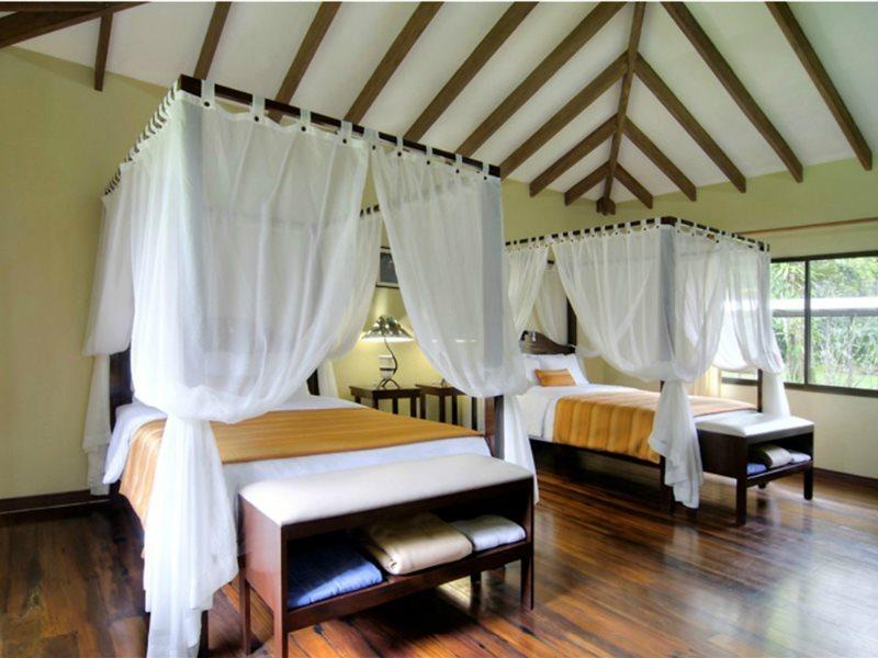 Manatus Hotel Tortuguero Exterior photo