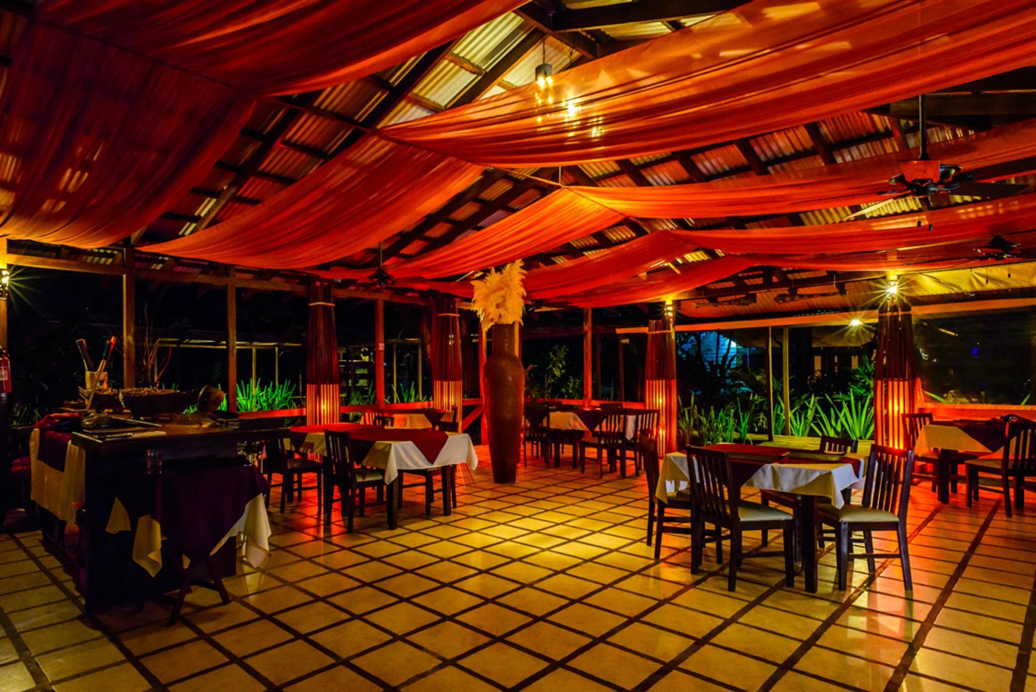 Manatus Hotel Tortuguero Exterior photo
