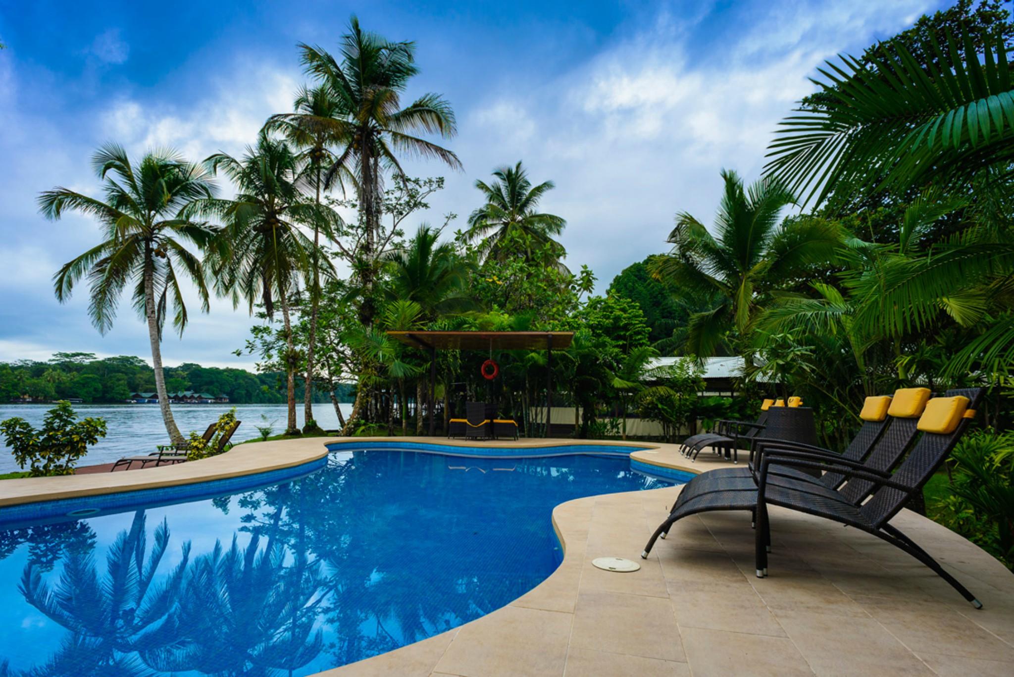 Manatus Hotel Tortuguero Exterior photo